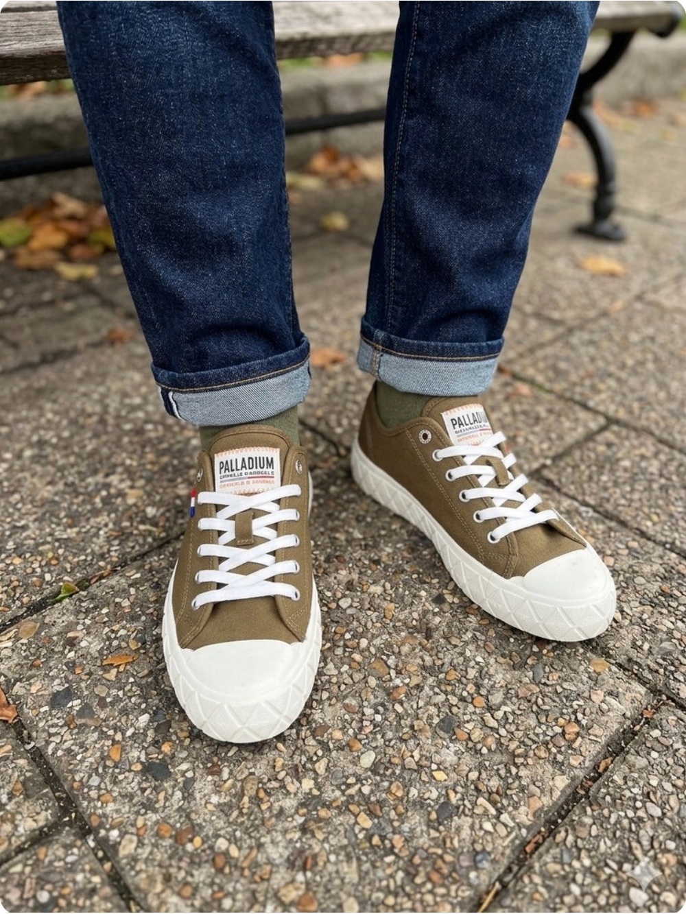 Palladium Olive Green Canvas Low-Top Sneakers with White Sole (unisex)